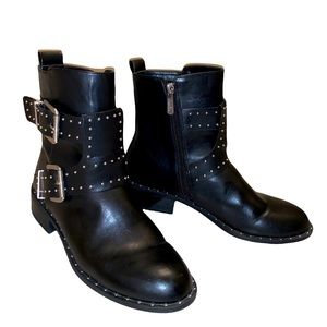 CHARLES by Charles David Womens Tupper Studded Ankle Boots Shoes Size 9